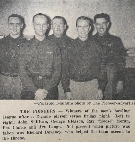 Photograph 7 of 52, 1952 collection