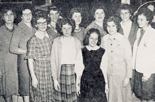 Photograph 101 of 197, 1961 Part 2 collection