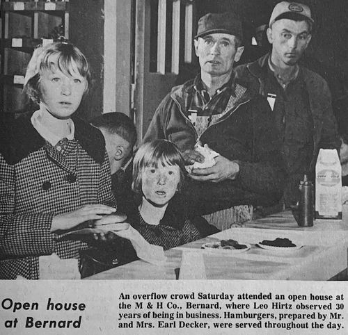 Photograph 61 of 358, 1970 collection
