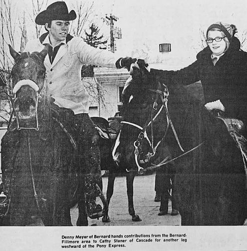 Photograph 16 of 347, 1972 collection