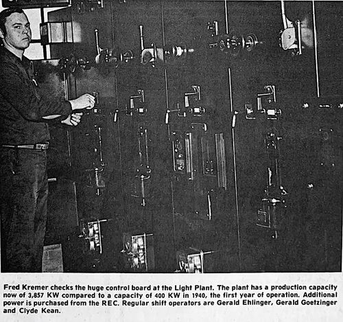 Photograph 25 of 347, 1972 collection