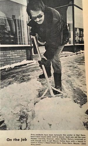 Photograph 51 of 329, 1980 collection