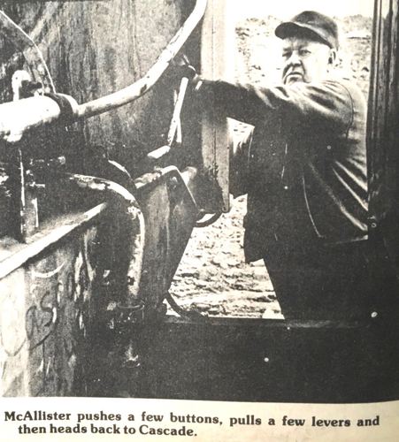Photograph 108 of 393, 1981 collection