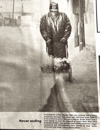 Photograph 6 of 438, 1982 collection