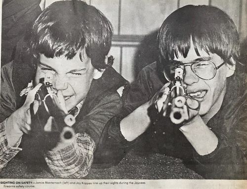 Photograph 89 of 438, 1982 collection