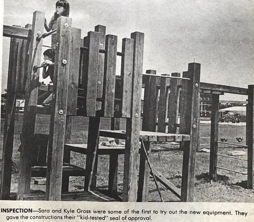 Photograph 208 of 438, 1982 collection