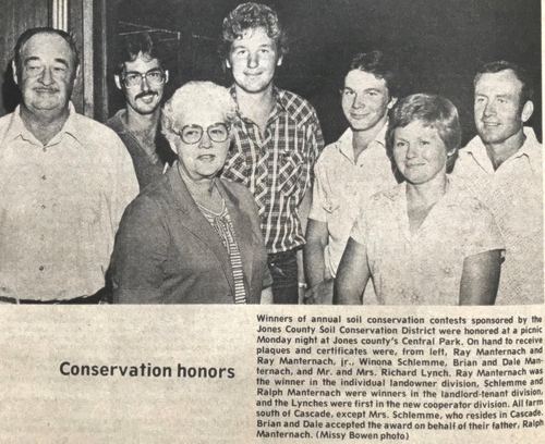 Photograph 275 of 438, 1982 collection