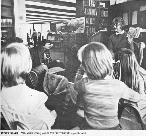 library 94 of 875
